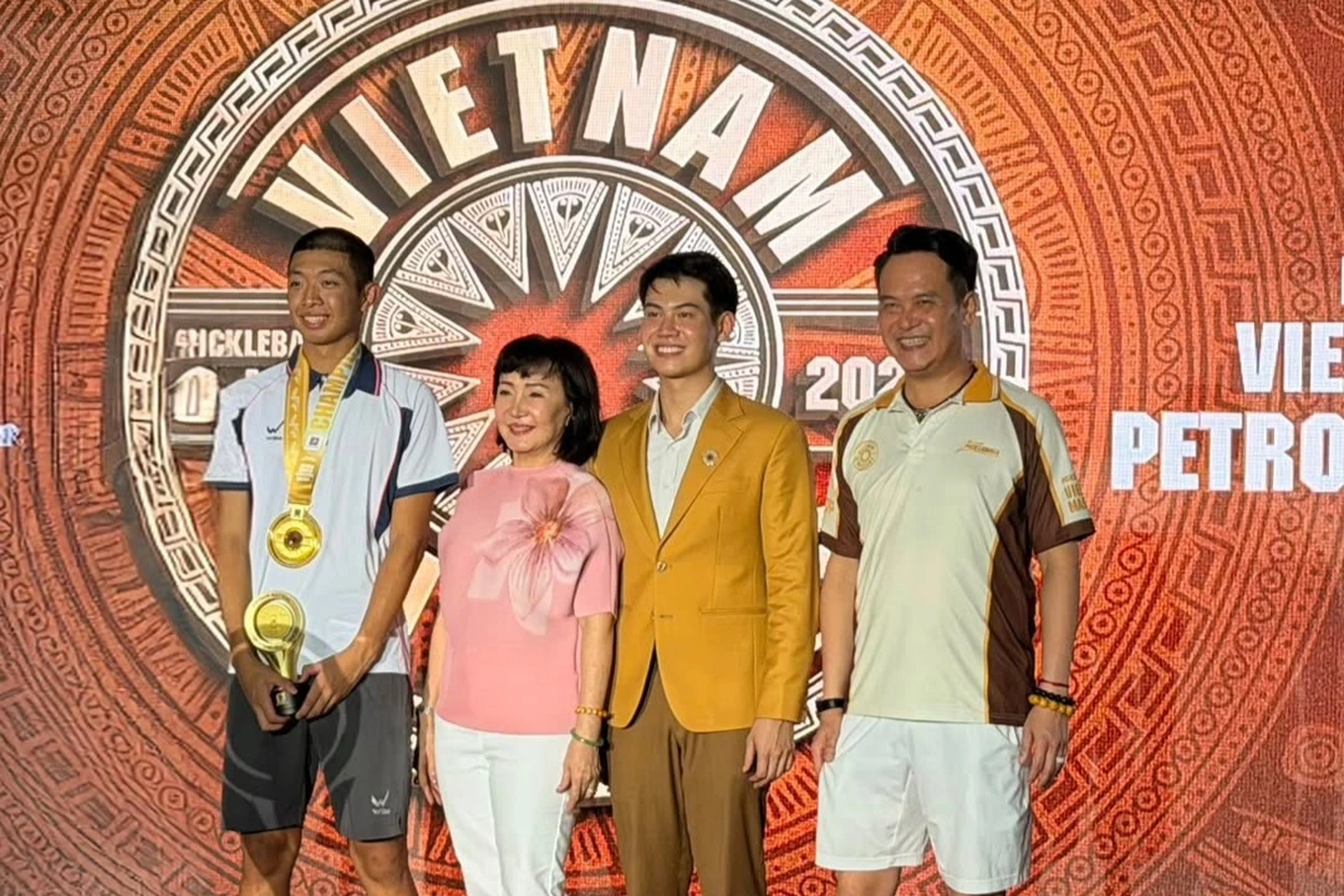 Quang Dương Giành Cú Đúp Danh Hiệu Tại Vietnam Masters 2025 – Dấu Ấn Mới Của Pickleball Việt Nam