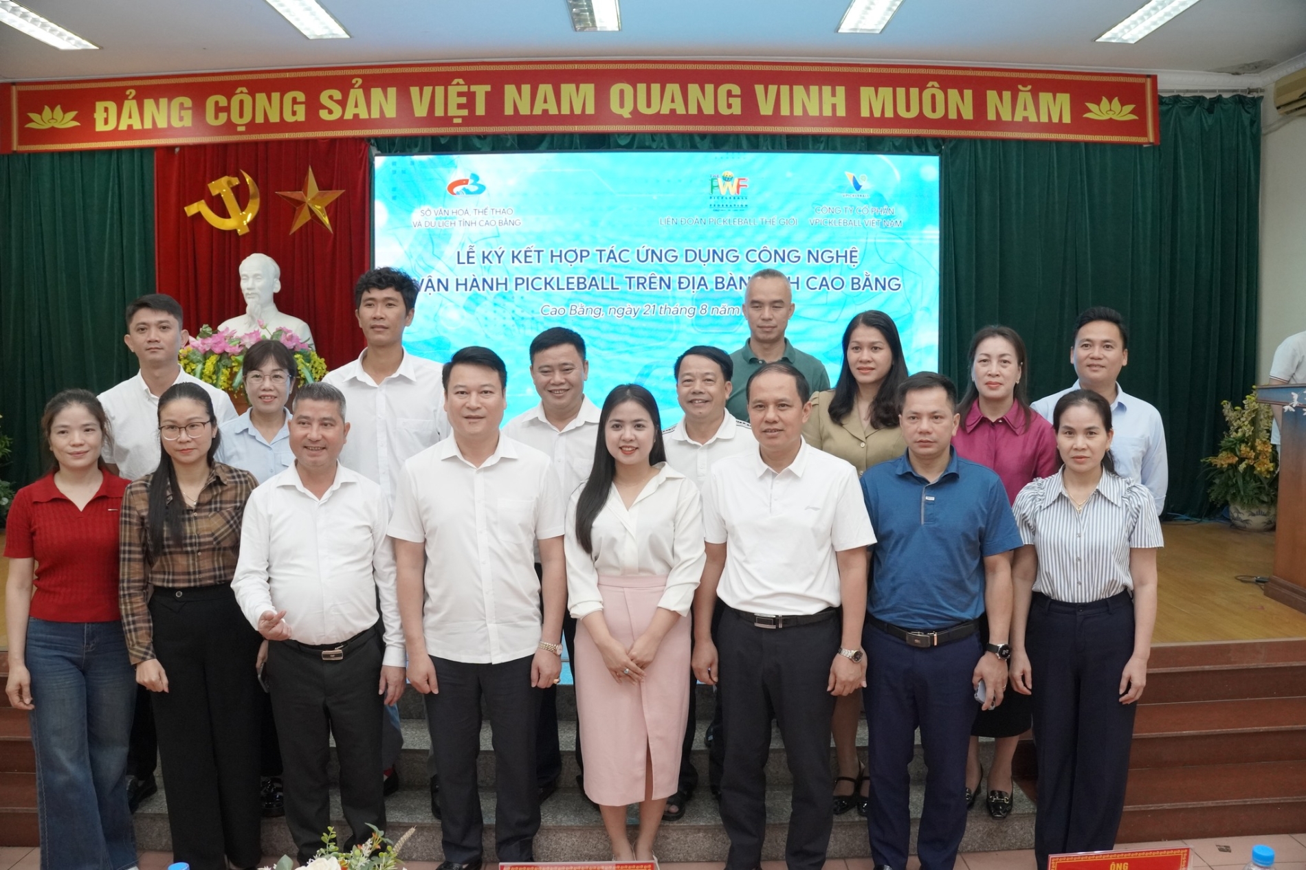 Lễ ký kết hợp tác ứng dụng công nghệ vận hành Pickleball giữa Sở Văn hóa, Thể thao và Du lịch tỉnh Cao Bằng, Liên đoàn Pickleball Việt Nam và Công ty Cổ phần VPickleball Việt Nam.